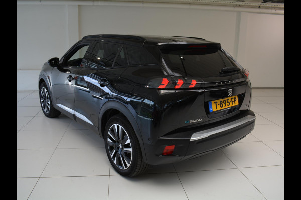 Peugeot e-2008 EV GT 50 kWh | Apple CarPlay / Android Auto | Keyless Entry | Parkeersensoren voor en achter |