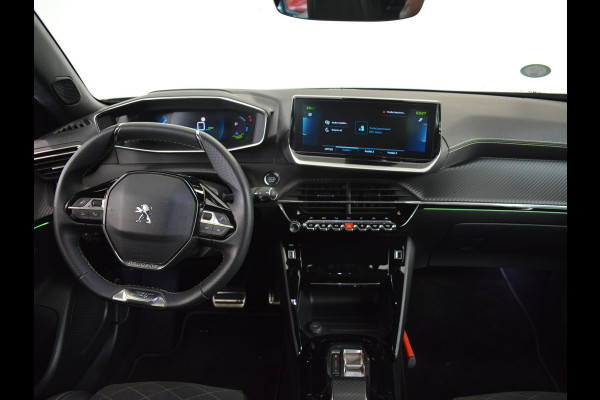 Peugeot e-2008 EV GT 50 kWh | Apple CarPlay / Android Auto | Keyless Entry | Parkeersensoren voor en achter |