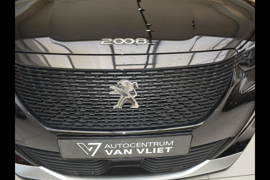 Peugeot e-2008 EV GT 50 kWh | Apple CarPlay / Android Auto | Keyless Entry | Parkeersensoren voor en achter |