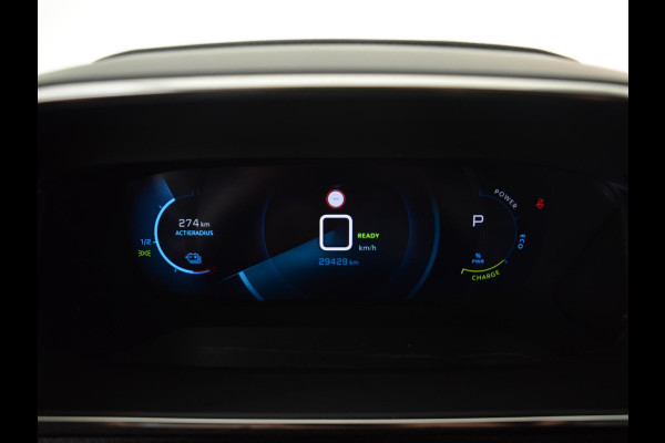 Peugeot e-2008 EV GT 50 kWh | Apple CarPlay / Android Auto | Keyless Entry | Parkeersensoren voor en achter |