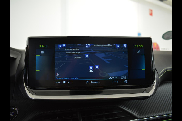 Peugeot e-2008 EV GT 50 kWh | Apple CarPlay / Android Auto | Keyless Entry | Parkeersensoren voor en achter |