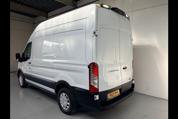 Ford E-Transit SERVICEWAGEN ELEKTRISCH AUTOMAAT 350 L2H3 Trend 68 kWh BOTT INRICHTING, V230 OMVORMER, RIJKLAARPRIJS!