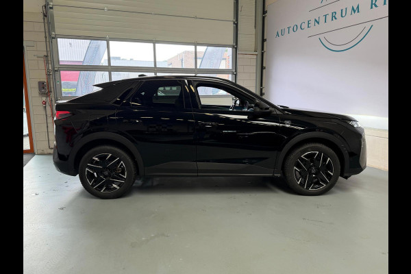 Peugeot 3008 1.2 Hybrid 145 GT, 1 Jaar Bovag Garantie, 360 Camera, Massage, Stoel/stuur achterbank verwarming, Navi,