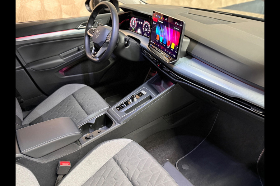 Volkswagen Golf 1.5 eTSI | Stoel/Stuurverwarming | Carplay | Sfeerverlichting | Led | Parkeersensoren