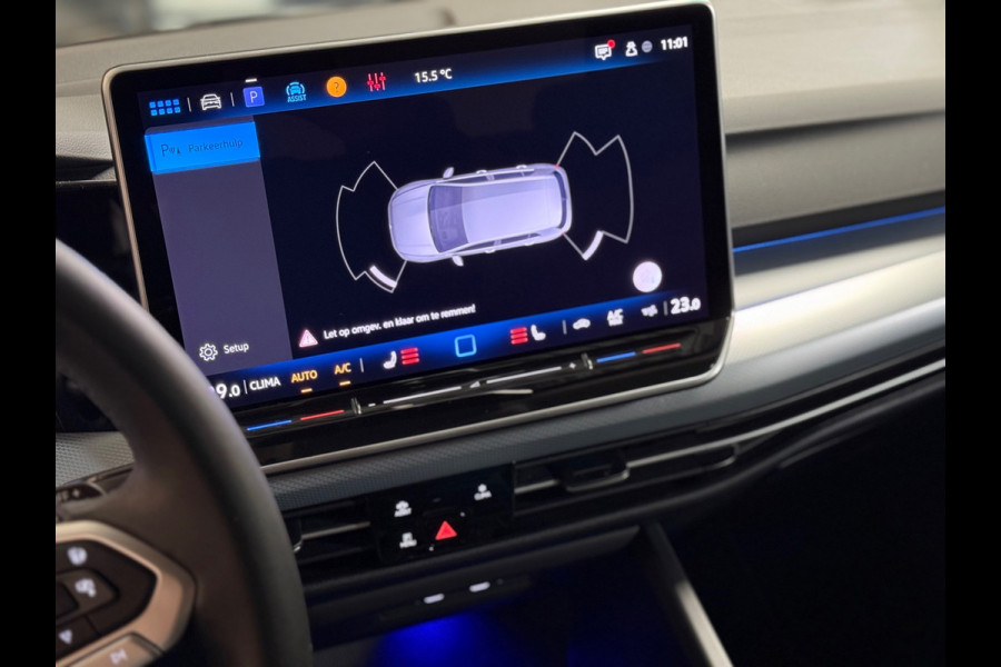 Volkswagen Golf 1.5 eTSI | Stoel/Stuurverwarming | Carplay | Sfeerverlichting | Led | Parkeersensoren