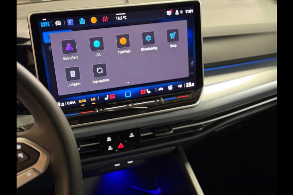 Volkswagen Golf 1.5 eTSI | Stoel/Stuurverwarming | Carplay | Sfeerverlichting | Led | Parkeersensoren