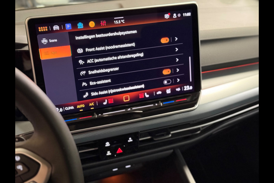 Volkswagen Golf 1.5 eTSI | Stoel/Stuurverwarming | Carplay | Sfeerverlichting | Led | Parkeersensoren