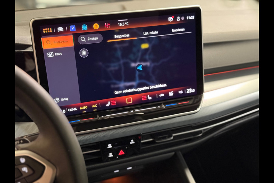 Volkswagen Golf 1.5 eTSI | Stoel/Stuurverwarming | Carplay | Sfeerverlichting | Led | Parkeersensoren