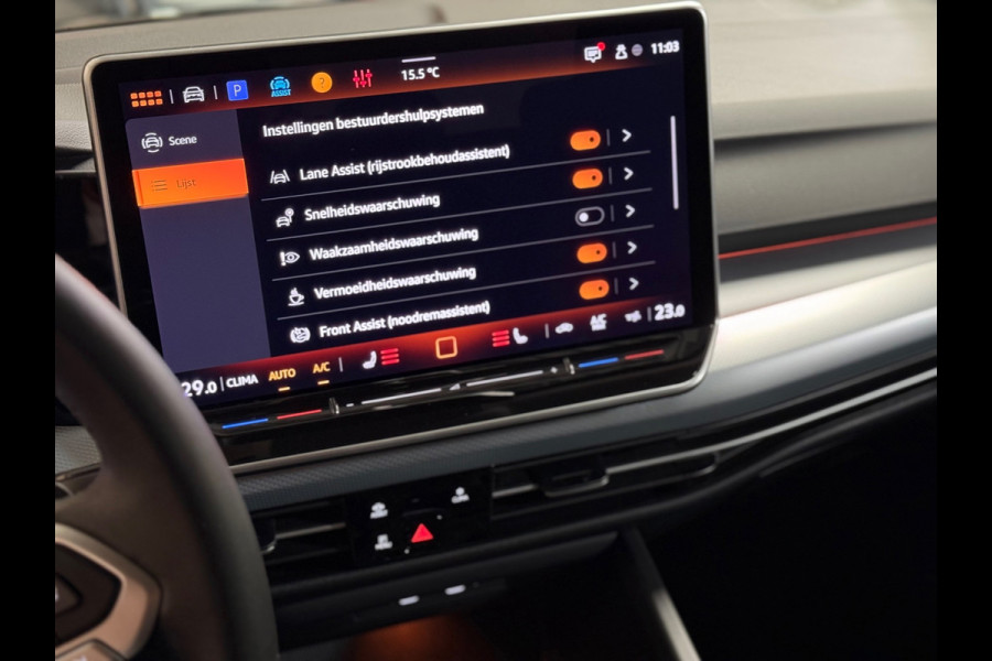 Volkswagen Golf 1.5 eTSI | Stoel/Stuurverwarming | Carplay | Sfeerverlichting | Led | Parkeersensoren