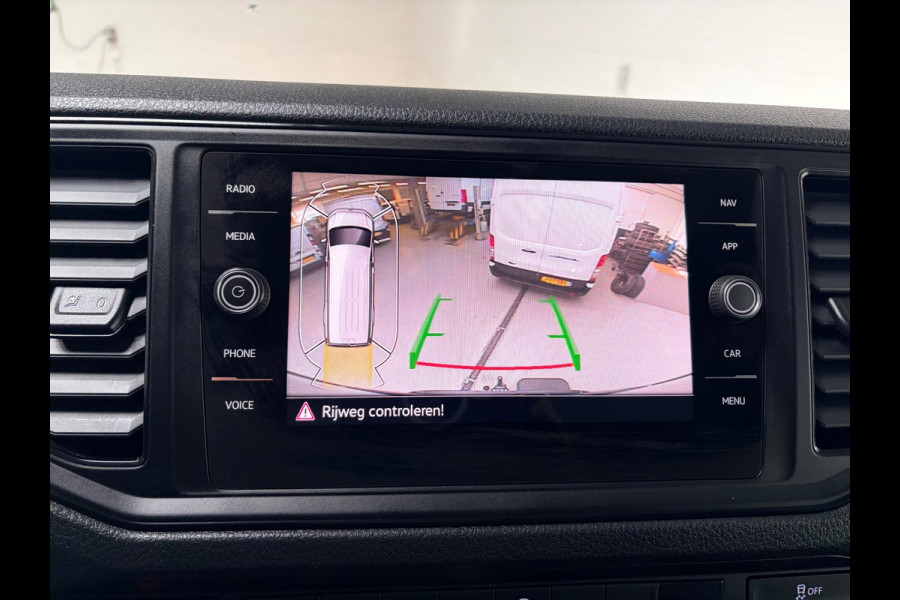 Volkswagen Crafter Automaat DSG 35 2.0 TDI 177pk euro6 L3H2 oude L2H1 Highline, Trekhaak 3000kg, RIJKLAARPRIJS Nederlandse Bus!