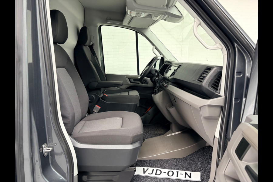 Volkswagen Crafter Automaat DSG 35 2.0 TDI 177pk euro6 L3H2 oude L2H1 Highline, Trekhaak 3000kg, RIJKLAARPRIJS Nederlandse Bus!