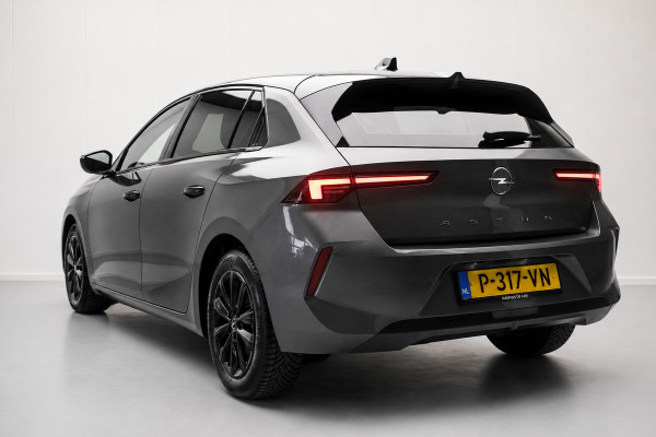 Opel Astra 1.2 Turbo Black Edition NL-auto [ Full LED Carplay 1e Eigenaar Keyless Start Digital Dashboard Parkeersensoren ]
