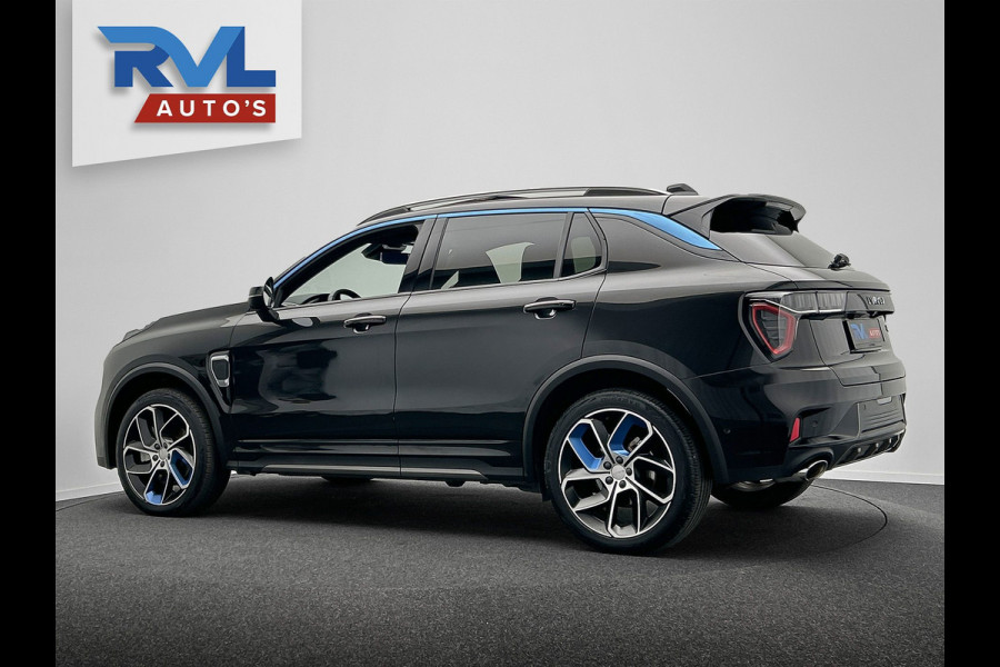 Lynk & Co 01 1.5 261PK Plug-in Hybrid *Zwarte Hemel* 360 Camera Pano/dak Apple/Carplay Adaptive/Cruise