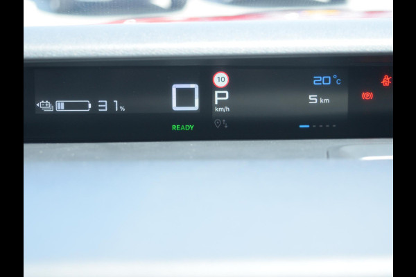 Citroën ë-C3 Max 113pk Comfort Range 44 kWh | VOORRAAD | STOELVERWARMING | VERWARMDE VOORRUIT | VERWARMD STUURWIEL | 17" LM VELGEN | NAVI | CLIMATE CONTROL |