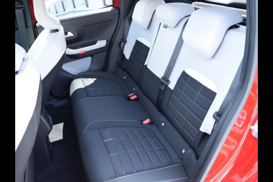 Citroën ë-C3 Max 113pk Comfort Range 44 kWh | VOORRAAD | STOELVERWARMING | VERWARMDE VOORRUIT | VERWARMD STUURWIEL | 17" LM VELGEN | NAVI | CLIMATE CONTROL |