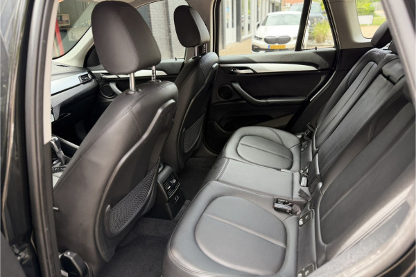 BMW X1 xDrive25e | Head-Up | Trekhaak | Leder | Camera | Elektrische Klep | 35X op voorraad