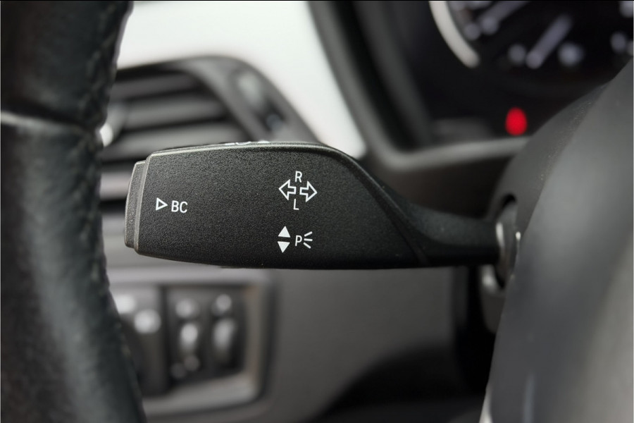 BMW X1 xDrive25e | Head-Up | Trekhaak | Leder | Camera | Elektrische Klep | 35X op voorraad