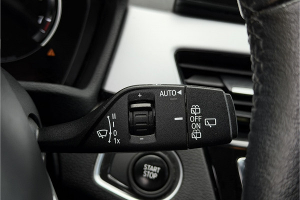 BMW X1 xDrive25e | Head-Up | Trekhaak | Leder | Camera | Elektrische Klep | 35X op voorraad