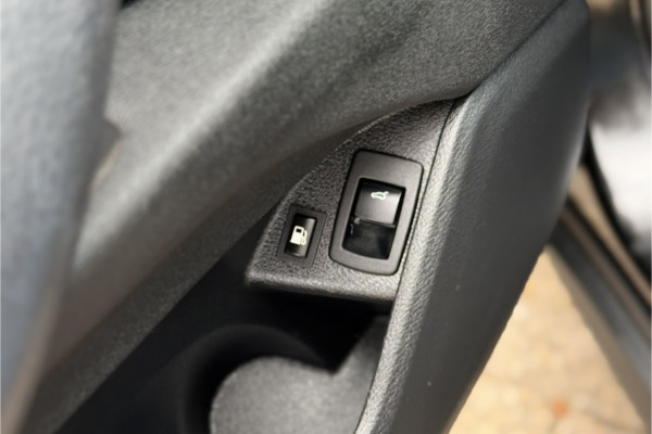 BMW X1 xDrive25e | Head-Up | Trekhaak | Leder | Camera | Elektrische Klep | 35X op voorraad