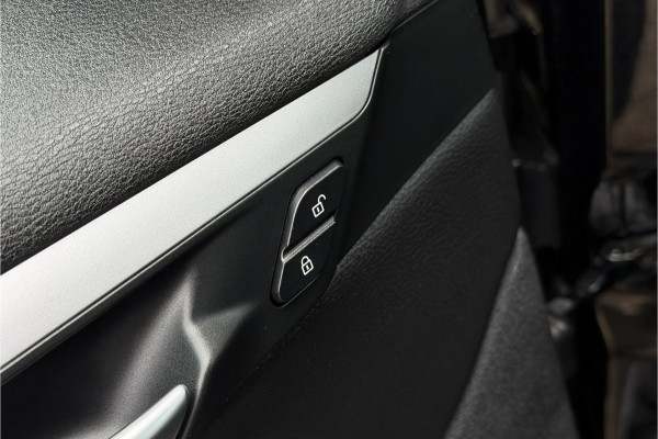 BMW X1 xDrive25e | Head-Up | Trekhaak | Leder | Camera | Elektrische Klep | 35X op voorraad