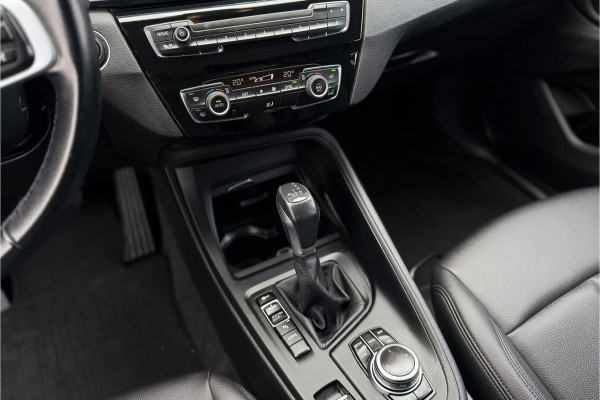 BMW X1 xDrive25e | Head-Up | Trekhaak | Leder | Camera | Elektrische Klep | 35X op voorraad