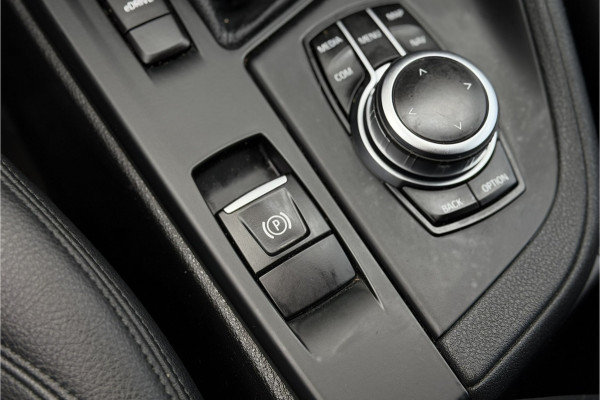 BMW X1 xDrive25e | Head-Up | Trekhaak | Leder | Camera | Elektrische Klep | 35X op voorraad