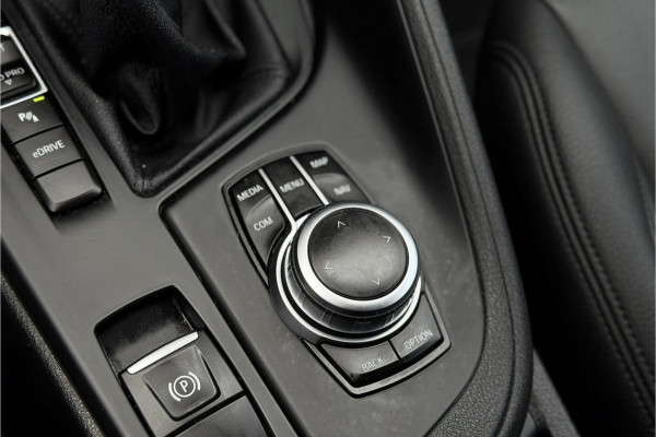 BMW X1 xDrive25e | Head-Up | Trekhaak | Leder | Camera | Elektrische Klep | 35X op voorraad