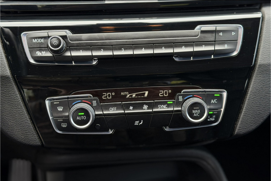 BMW X1 xDrive25e | Head-Up | Trekhaak | Leder | Camera | Elektrische Klep | 35X op voorraad