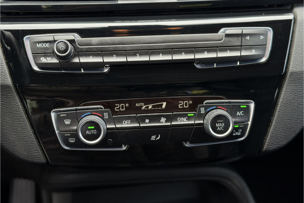 BMW X1 xDrive25e | Head-Up | Trekhaak | Leder | Camera | Elektrische Klep | 35X op voorraad