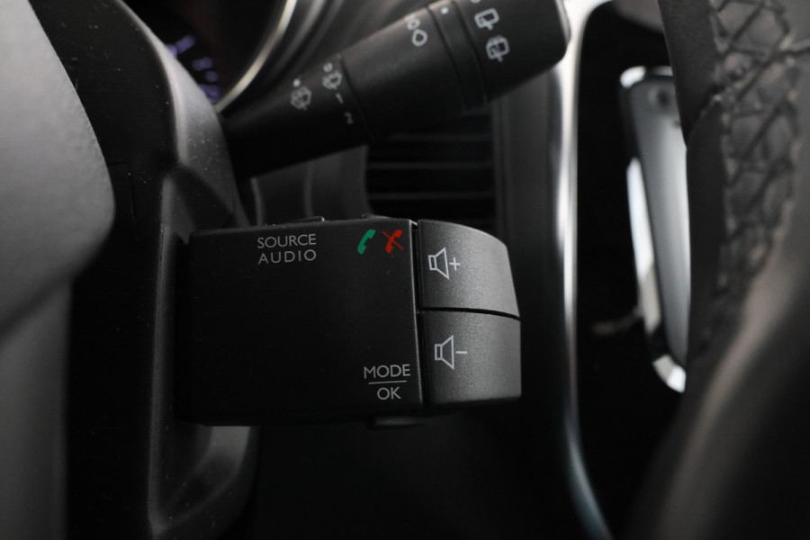 Renault Captur 0.9 TCe Limited navigatie, climate, lmv