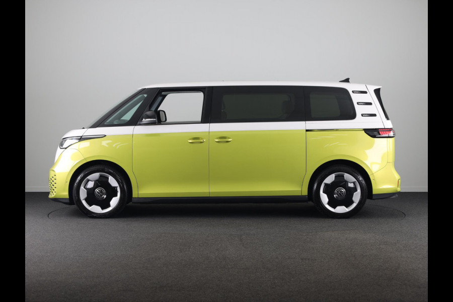 Volkswagen ID. Buzz Pro 86 kWh LWB 7p. 286 pk | SoH 96,36% |Navigatie | Panoramadak | Trekhaak (wegklapbaar) | Parkeersensoren (Park assist) | Rondomzicht camera | Elektr. schuifdeuren | Stoelverwarming |
