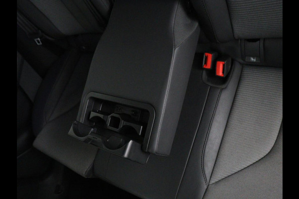 Škoda Enyaq iV 60 | SOH 91.5% | Panoramadak | Adaptive cruise | Stuur/stoel verwarming | Half Leder | Carplay | Park assist | Sfeerverlichting | Climate control |