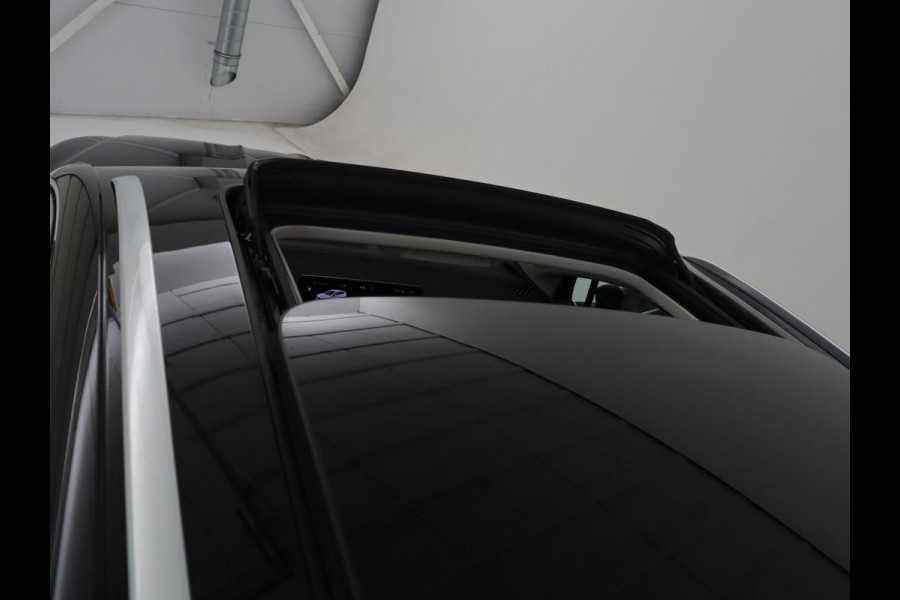 Škoda Enyaq iV 60 | SOH 91.5% | Panoramadak | Adaptive cruise | Stuur/stoel verwarming | Half Leder | Carplay | Park assist | Sfeerverlichting | Climate control |