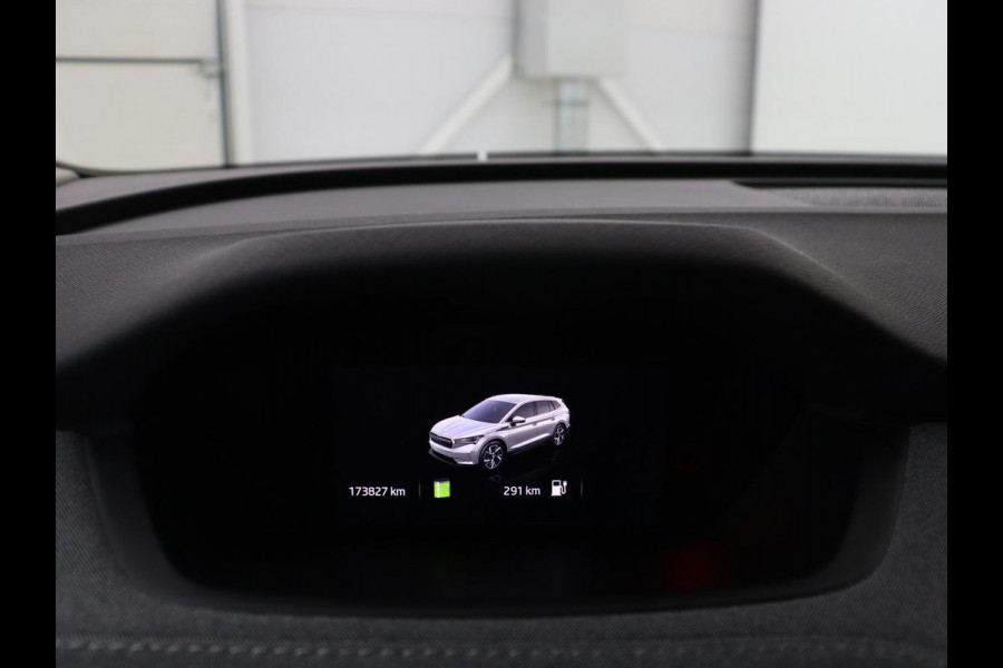 Škoda Enyaq iV 60 | SOH 91.5% | Panoramadak | Adaptive cruise | Stuur/stoel verwarming | Half Leder | Carplay | Park assist | Sfeerverlichting | Climate control |