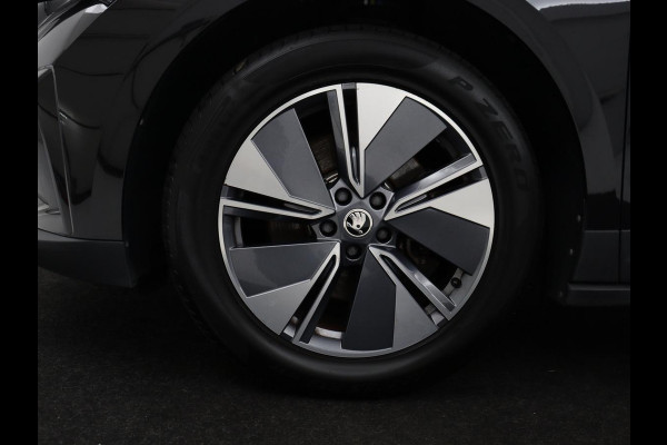 Škoda Enyaq iV 60 | SOH 91.5% | Panoramadak | Adaptive cruise | Stuur/stoel verwarming | Half Leder | Carplay | Park assist | Sfeerverlichting | Climate control |