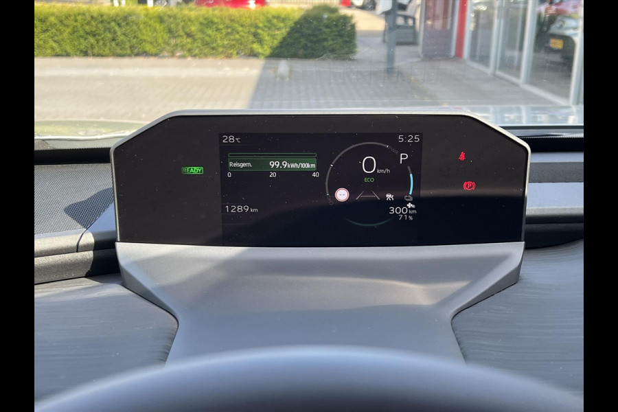 Toyota C-HR+ 77 kWh First Edition | 20 inch velgen, Elektrische achterklep, Dodehoekherkenning, Parkeersensoren