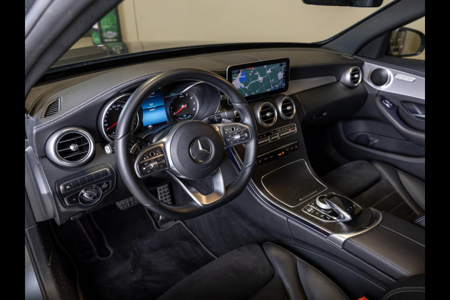 Mercedes-Benz C-Klasse Estate 300 e Business Solution AMG / 320pk / Panorama dak / Trekhaak / Multibeam /