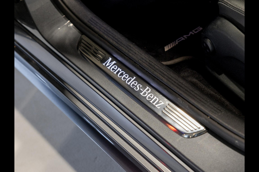 Mercedes-Benz C-Klasse Estate 300 e Business Solution AMG / 320pk / Panorama dak / Trekhaak / Multibeam /