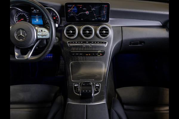 Mercedes-Benz C-Klasse Estate 300 e Business Solution AMG / 320pk / Panorama dak / Trekhaak / Multibeam /