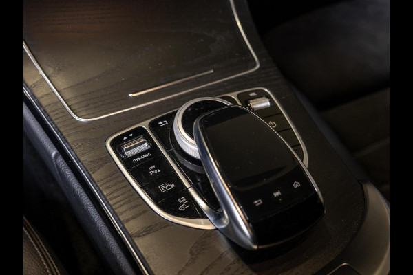 Mercedes-Benz C-Klasse Estate 300 e Business Solution AMG / 320pk / Panorama dak / Trekhaak / Multibeam /