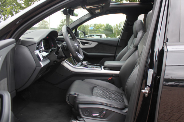 Audi Q7 60 TFSI e quattro Competition / SoH 91,5% / Trekhaak / Panoramadak / 360Camera / Head-up / Softclose / Luchtvering / 22'' / Keyless / Matrix LED / Carbon intr. / Stoelventilatie+Verwarming / Stuurverwarming / Bose / Dodeh