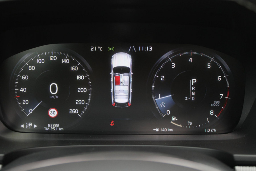 Volvo V90 2.0 T4 190PK R-Design | PANORAMISCH SCHUIF/KANTEL DAK | HARMAN KARDON PREMIUM AUDIO | ELEKTRSICHE VOORSTOELEN MET GEHEUGEN FUNCTIE | STOEL/STUUR VERWARMING | ACHTERBANK VERWARMING | HEAD-UP DISPLAY | MISTLAMPEN VOOR | KEYLESS ENTRY / START | APPLE CARPLAY | ADROID AUTO | ELEKTRISCH BEDIENBARE ACHTERKLEP | ACHTERUITRIJCAMERA | STANDKACHEL |