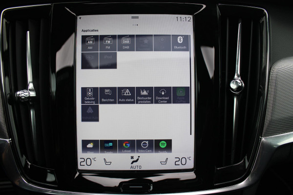 Volvo V90 2.0 T4 190PK R-Design | PANORAMISCH SCHUIF/KANTEL DAK | HARMAN KARDON PREMIUM AUDIO | ELEKTRSICHE VOORSTOELEN MET GEHEUGEN FUNCTIE | STOEL/STUUR VERWARMING | ACHTERBANK VERWARMING | HEAD-UP DISPLAY | MISTLAMPEN VOOR | KEYLESS ENTRY / START | APPLE CARPLAY | ADROID AUTO | ELEKTRISCH BEDIENBARE ACHTERKLEP | ACHTERUITRIJCAMERA | STANDKACHEL |