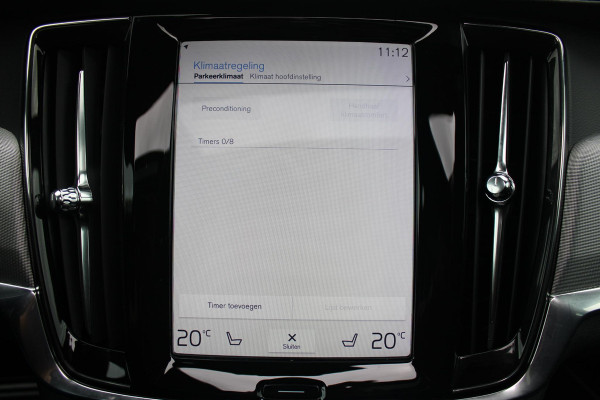 Volvo V90 2.0 T4 190PK R-Design | PANORAMISCH SCHUIF/KANTEL DAK | HARMAN KARDON PREMIUM AUDIO | ELEKTRSICHE VOORSTOELEN MET GEHEUGEN FUNCTIE | STOEL/STUUR VERWARMING | ACHTERBANK VERWARMING | HEAD-UP DISPLAY | MISTLAMPEN VOOR | KEYLESS ENTRY / START | APPLE CARPLAY | ADROID AUTO | ELEKTRISCH BEDIENBARE ACHTERKLEP | ACHTERUITRIJCAMERA | STANDKACHEL |