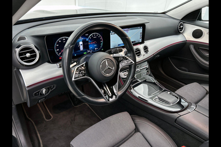 Mercedes-Benz E-Klasse Estate 300 e Avantgarde BLACK-LINE CAMERA | LEER | MATRIX-LED| EL-ACHTERKLEP