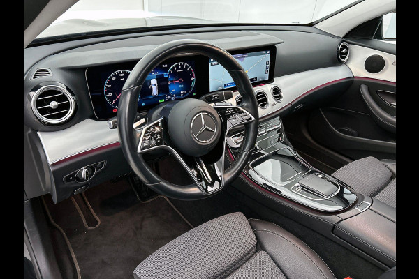 Mercedes-Benz E-Klasse Estate 300 e Avantgarde BLACK-LINE CAMERA | LEER | MATRIX-LED| EL-ACHTERKLEP