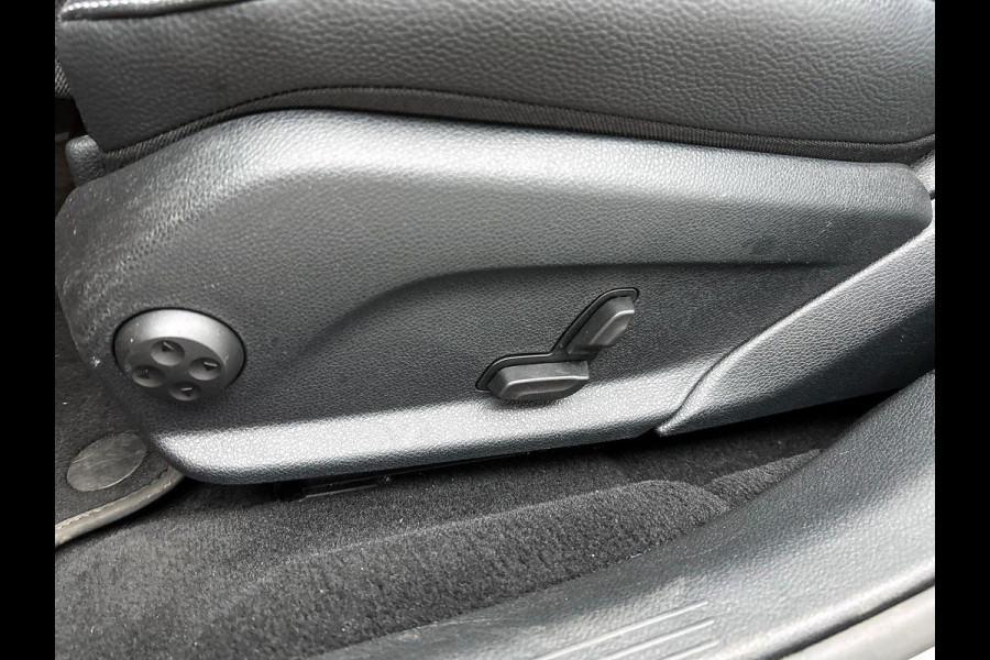 Mercedes-Benz E-Klasse Estate 300 e Avantgarde BLACK-LINE CAMERA | LEER | MATRIX-LED| EL-ACHTERKLEP