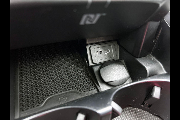 Mercedes-Benz E-Klasse Estate 300 e Avantgarde BLACK-LINE CAMERA | LEER | MATRIX-LED| EL-ACHTERKLEP