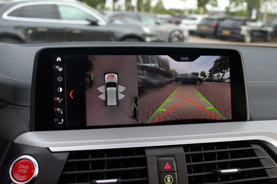 BMW X3 M / Trekhaak / Panoramadak / 360Camera / Head-up / Leder / Harman Kardon / 20'' / Stoelverwarming / Dodehoek / DAB / ACC