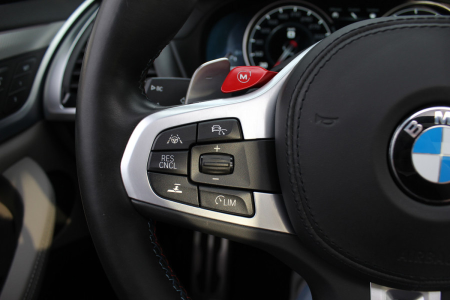 BMW X3 M / Trekhaak / Panoramadak / 360Camera / Head-up / Leder / Harman Kardon / 20'' / Stoelverwarming / Dodehoek / DAB / ACC